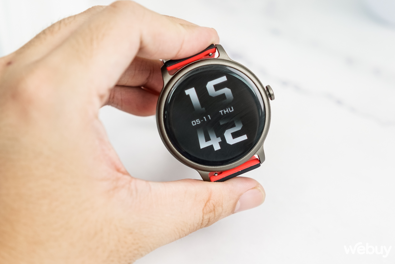 Smartwatch đẹp hơn Apple Watch nhưng giá chỉ bằng 1 phần 10 - Ảnh 16. Smartwatch đẹp hơn Apple Watch nhưng giá chỉ bằng 1 phần 10 - Ảnh 16.