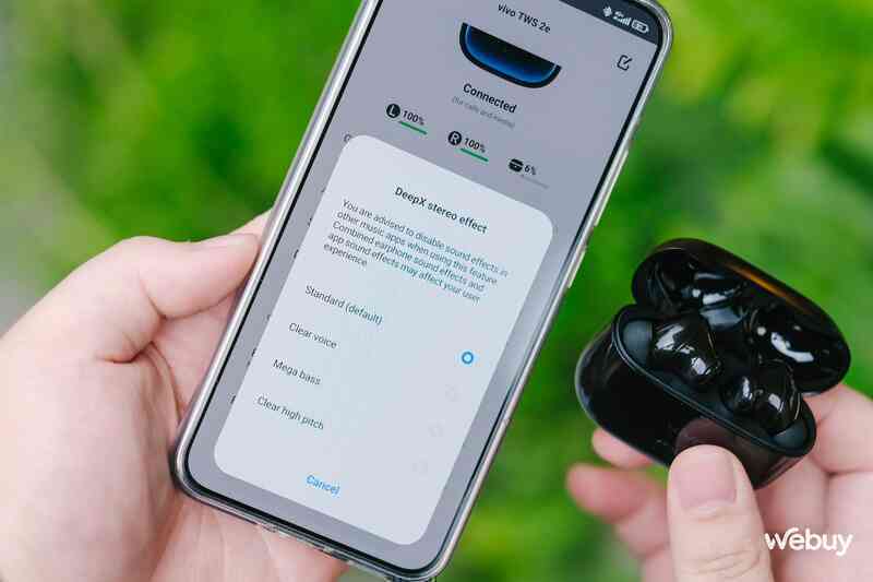 vivo TWS 2e: Tai nghe không dây giá dưới 1 triệu, chất âm khá, có chế độ chơi game, pin sạc một lần nghe 7,6 giờ liên tục - Ảnh 10. vivo TWS 2e: Tai nghe không dây giá dưới 1 triệu, chất âm khá, có chế độ chơi game, pin sạc một lần nghe 7,6 giờ liên tục - Ảnh 10.