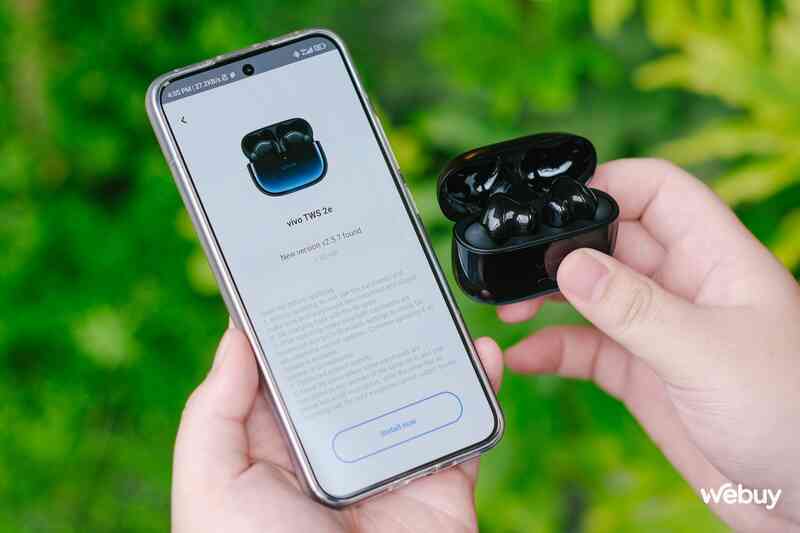 vivo TWS 2e: Tai nghe không dây giá dưới 1 triệu, chất âm khá, có chế độ chơi game, pin sạc một lần nghe 7,6 giờ liên tục - Ảnh 12. vivo TWS 2e: Tai nghe không dây giá dưới 1 triệu, chất âm khá, có chế độ chơi game, pin sạc một lần nghe 7,6 giờ liên tục - Ảnh 12.