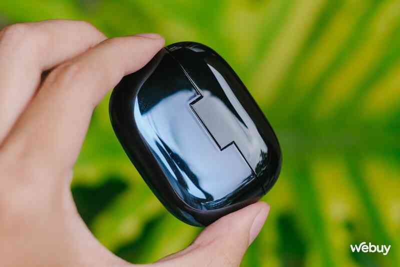 vivo TWS 2e: Tai nghe không dây giá dưới 1 triệu, chất âm khá, có chế độ chơi game, pin sạc một lần nghe 7,6 giờ liên tục - Ảnh 4. vivo TWS 2e: Tai nghe không dây giá dưới 1 triệu, chất âm khá, có chế độ chơi game, pin sạc một lần nghe 7,6 giờ liên tục - Ảnh 4.