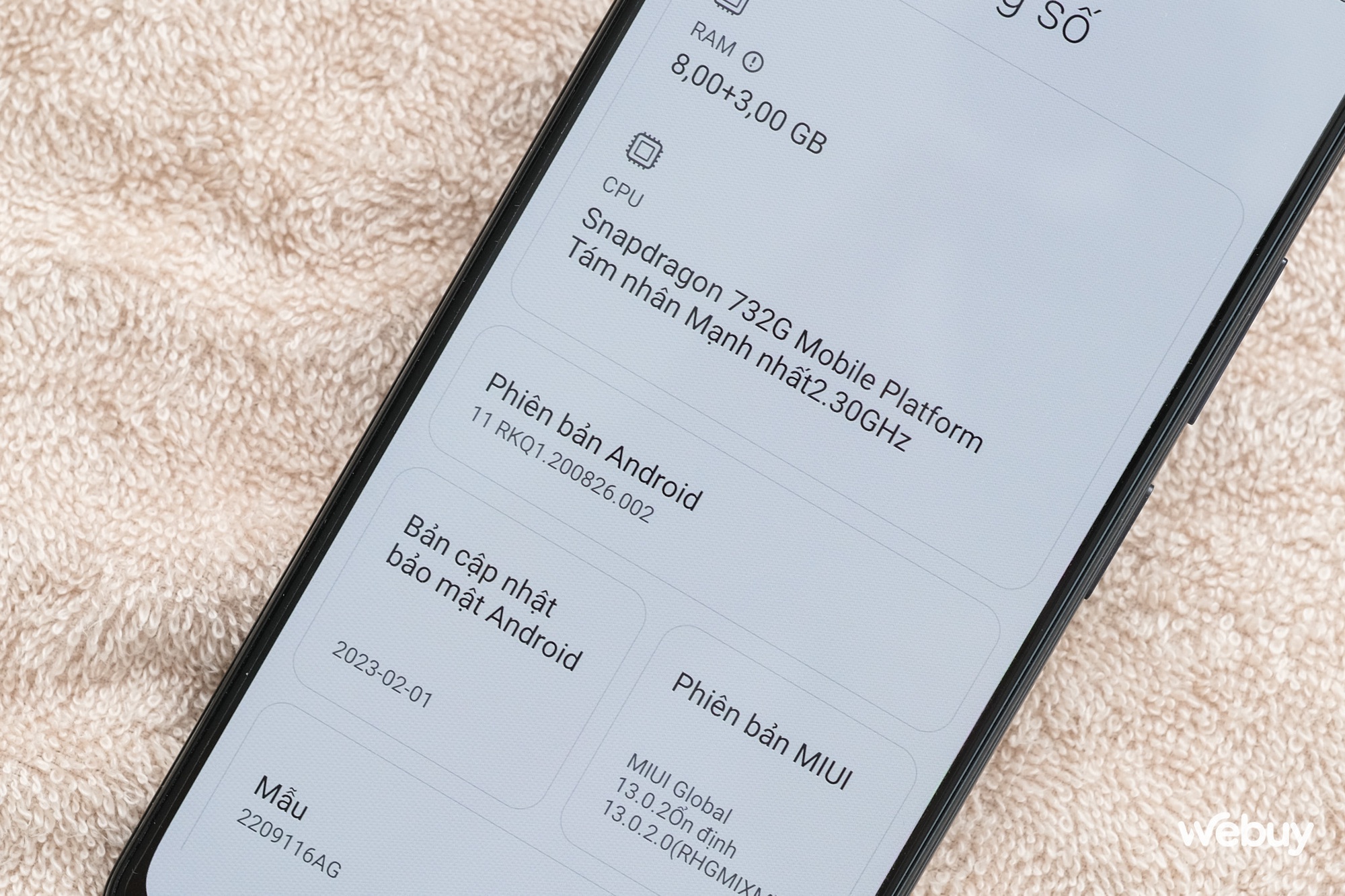 Trên tay smartphone Xiaomi siêu "dị" mới ra mắt: Năm 2023 vẫn dùng Android 11, chip Snapdragon đầu 7 của 3 năm trước, giá 7,19 triệu đồng - Ảnh 10. Trên tay smartphone Xiaomi siêu "dị" mới ra mắt: Năm 2023 vẫn dùng Android 11, chip Snapdragon đầu 7 của 3 năm trước, giá 7,19 triệu đồng - Ảnh 10.