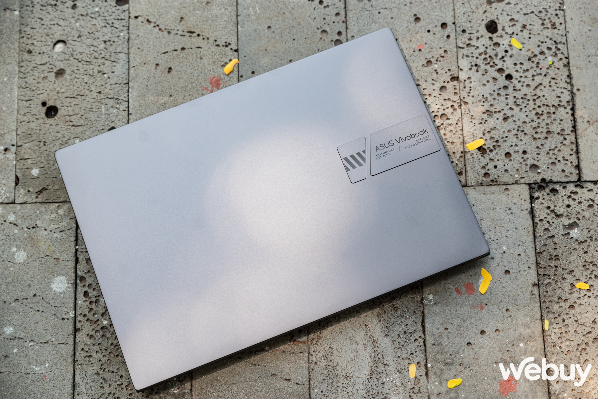 Trên tay ASUS Vivobook 14X OLED 2023: Thiết kế giữ nét tối giản, màn hình đẹp, thêm nhiều tùy chọn cấu hình - Ảnh 18. Trên tay ASUS Vivobook 14X OLED 2023: Thiết kế giữ nét tối giản, màn hình đẹp, thêm nhiều tùy chọn cấu hình - Ảnh 18.