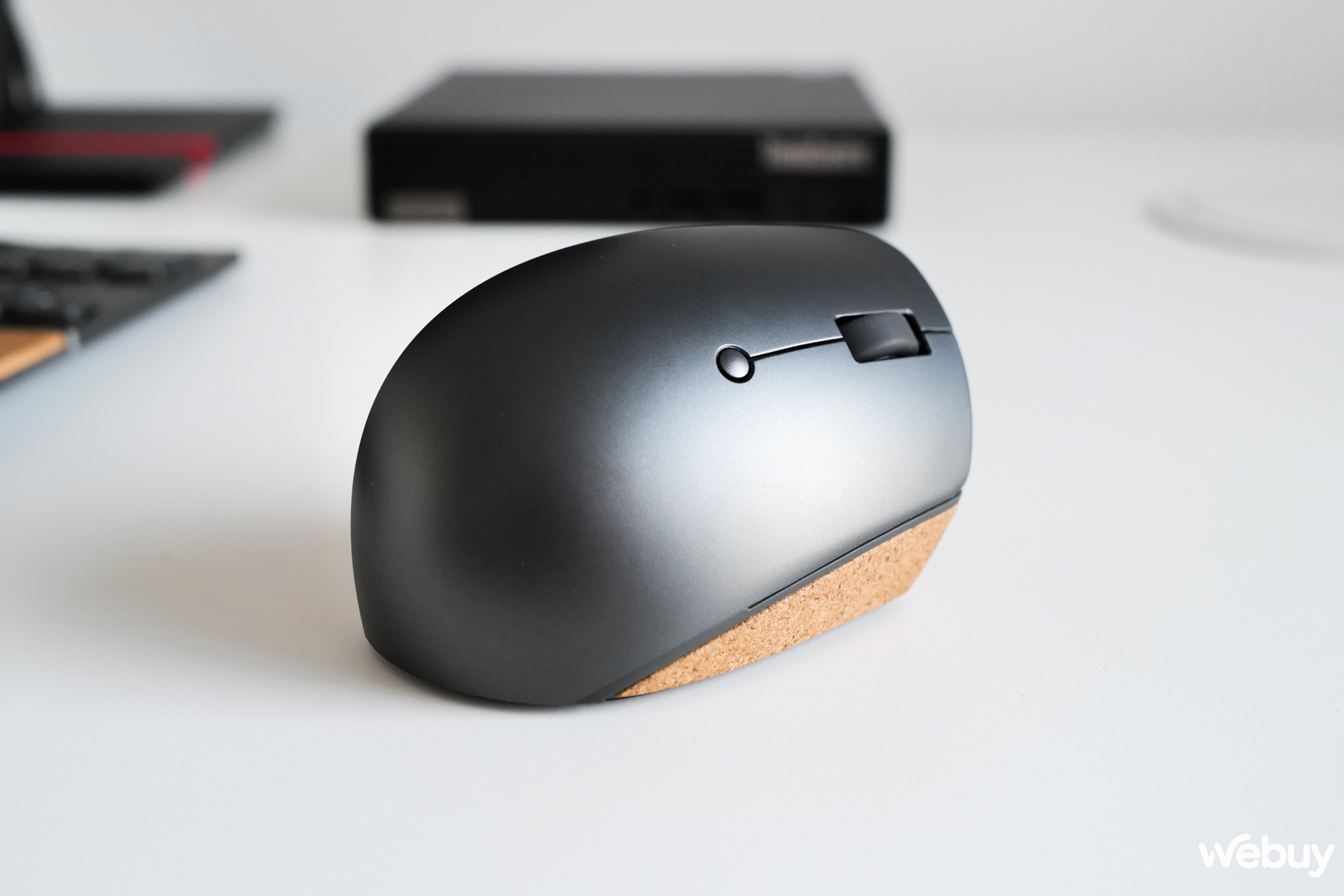 Trên tay bộ đôi chuột và phím công thái học Lenovo Go - Ảnh 9. Trên tay bộ đôi chuột và phím công thái học Lenovo Go - Ảnh 9.