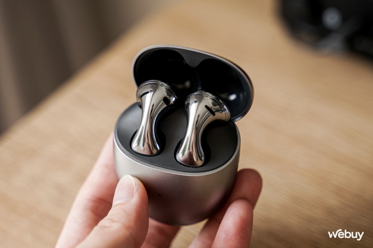 Trên tai Huawei Freebuds 5: Tai nghe chống ồn thiết kế độc lạ, âm thanh Hi-Res, giá 2.99 triệu