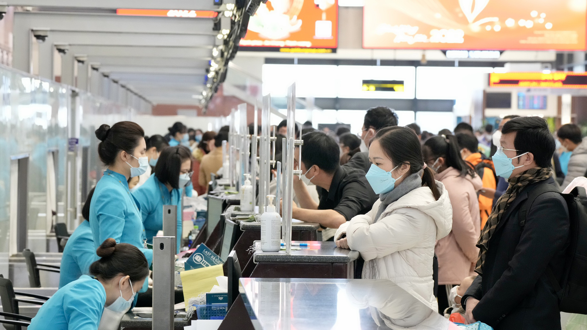 Từ ngày 1/6, hành khách có thể dùng VNeID mức độ 2 thay CCCD tại mọi sân bay