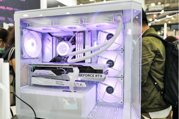 MSI trình diễn loạt sản phẩm ấn tượng tại Computex 2023 - Ảnh 2. MSI trình diễn loạt sản phẩm ấn tượng tại Computex 2023 - Ảnh 2.