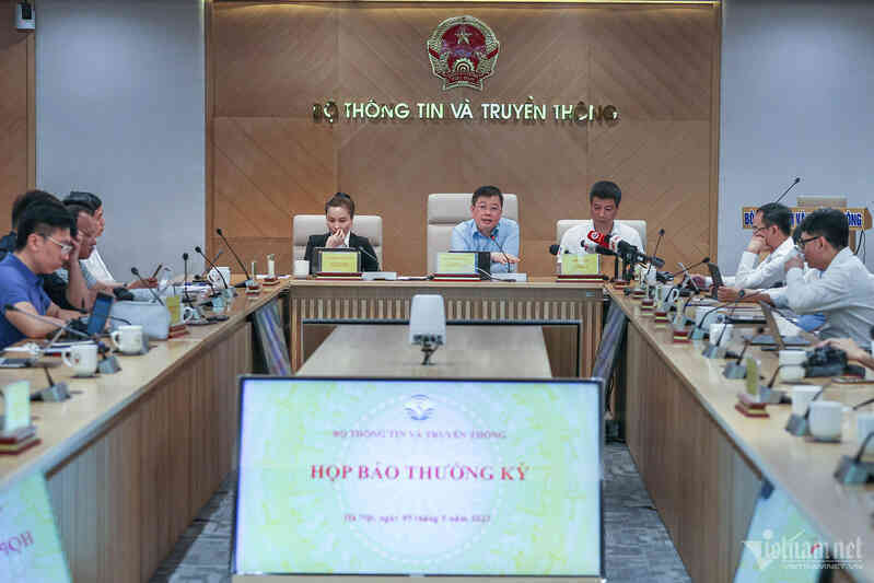 Việt Nam sẽ quản lý app nhắn tin, gọi điện xuyên biên giới
