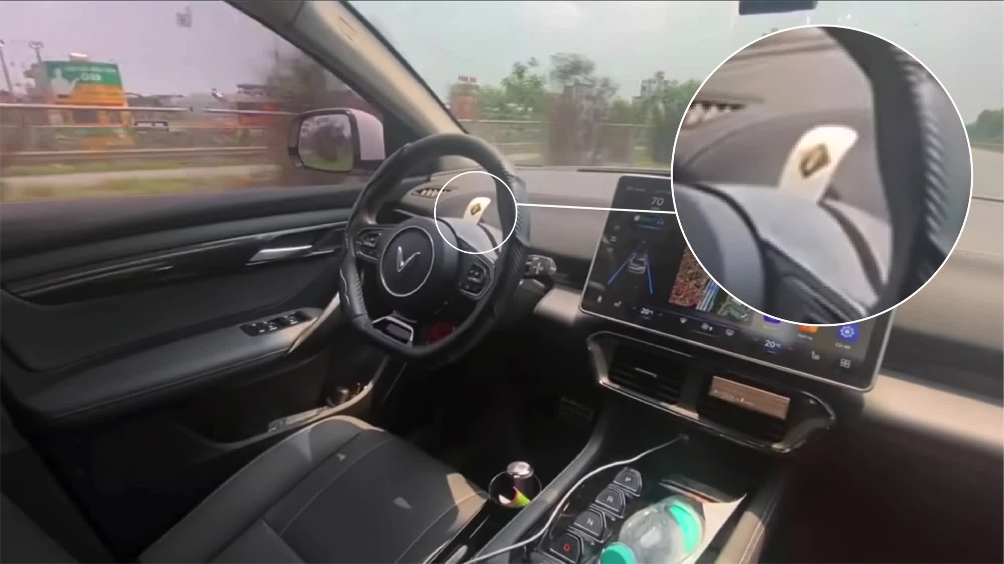 Vụ tài xế VF8 nhảy khỏi ghế lái, mặc xe tự chạy: Minh chứng thực tế 1 điều Tesla, VinFast, Peugeot đều thất bại? - Ảnh 6. Vụ tài xế VF8 nhảy khỏi ghế lái, mặc xe tự chạy: Minh chứng thực tế 1 điều Tesla, VinFast, Peugeot đều thất bại? - Ảnh 6.