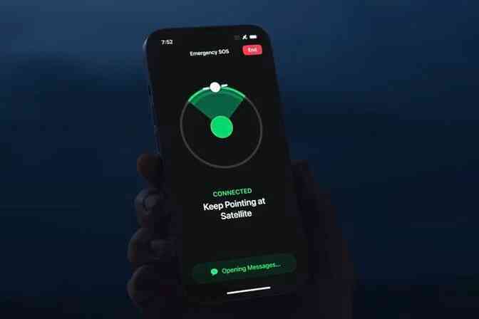 iPhone 14 cứu ba sinh viên mắc kẹt trong hẻm núi