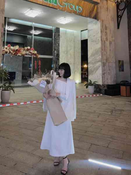Đoàn Vân Anh – Cô nàng 9x tài năng, xinh đẹp, livestream doanh thu cực ấn tượng - Ảnh 3. Đoàn Vân Anh – Cô nàng 9x tài năng, xinh đẹp, livestream doanh thu cực ấn tượng - Ảnh 3.