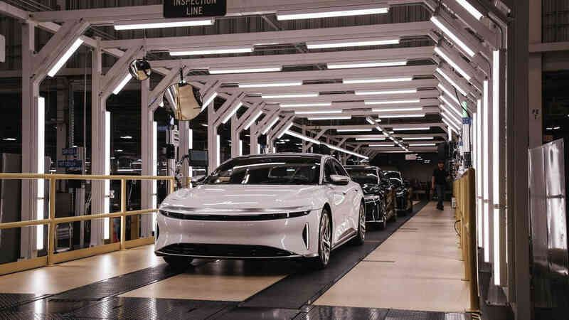 Công ty xe điện từng có vốn hóa lớn hơn Ford tuyên bố chỉ còn đủ tiền mặt sống tới giữa năm 2024