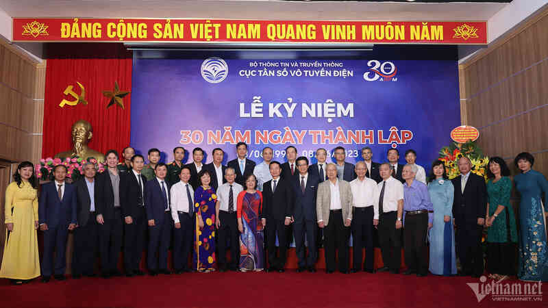 Tần số phải giải quyết bài toán bền vững, xanh, mở, thông minh và an toàn