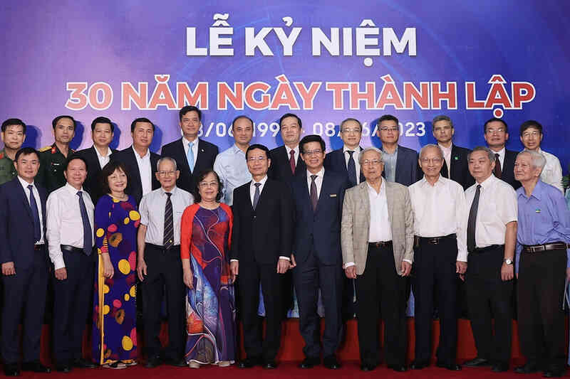 Dùng tài nguyên tần số để phát triển đất nước
