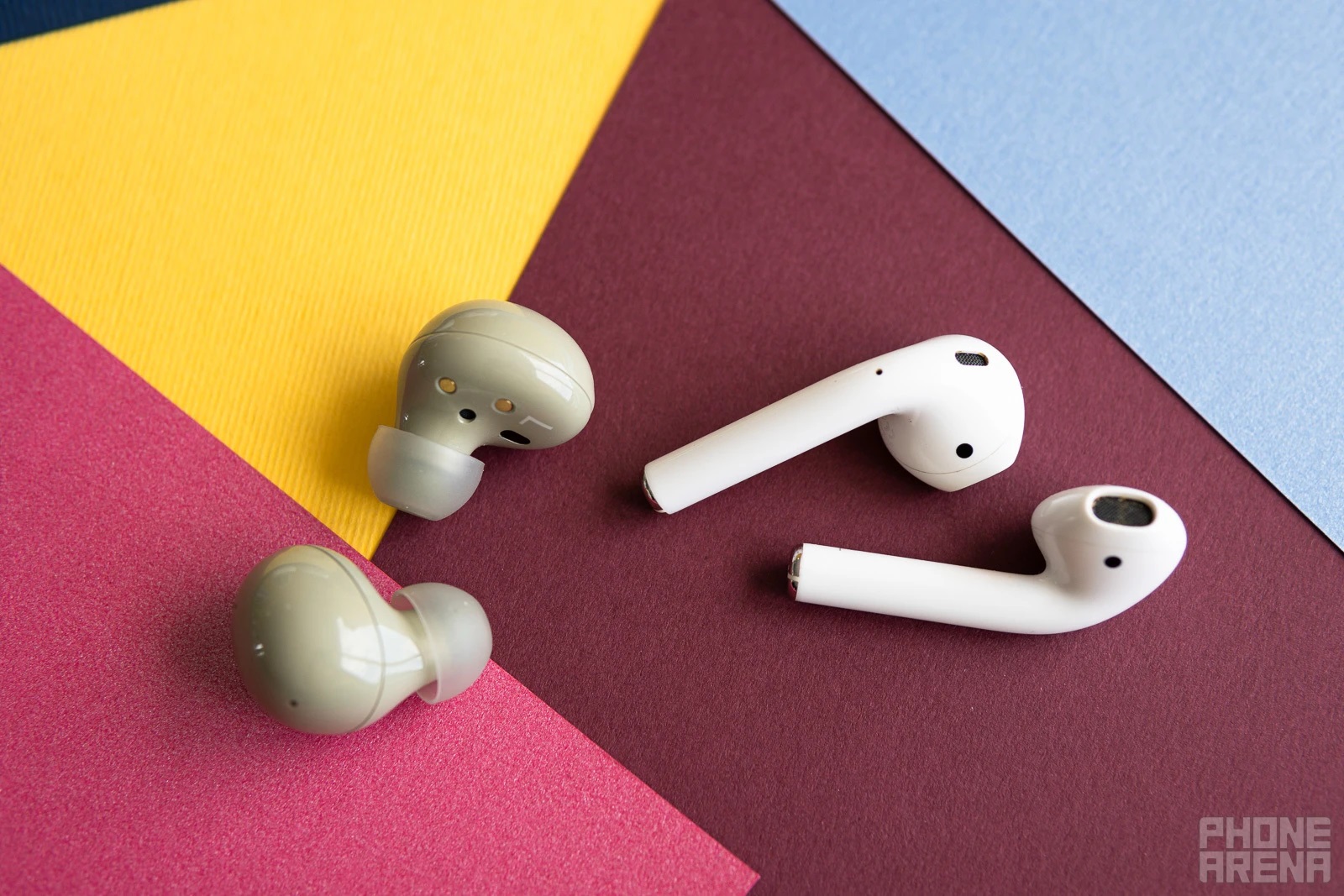 Chỉ hơn 1 triệu đồng là có ngay mẫu tai nghe danh tiếng của Samsung: So về chất âm lẫn tính năng, AirPods phải "thua một bậc" - Ảnh 2. Chỉ hơn 1 triệu đồng là có ngay mẫu tai nghe danh tiếng của Samsung: So về chất âm lẫn tính năng, AirPods phải "thua một bậc" - Ảnh 2.