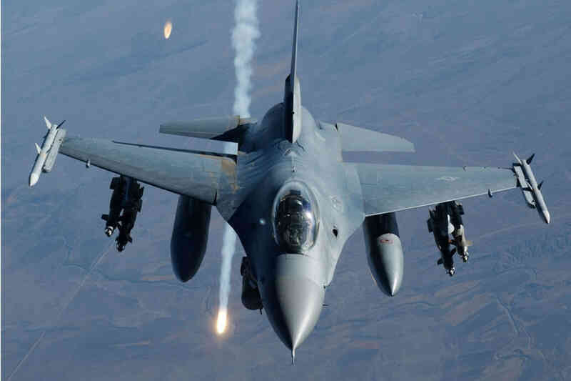Tiêm kích hạm AV-8B Harrier II Mỹ có sức mạnh khủng khiếp nhờ công nghệ tối tân