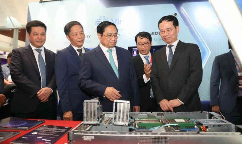 VinAI mang trải nghiệm AI đột phá đến triển lãm Vietnam Industry 4.0 Summit 2023