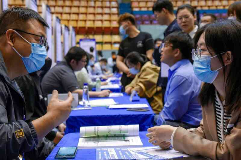 AI thành điểm sáng trên thị trường việc làm ảm đạm của Trung Quốc