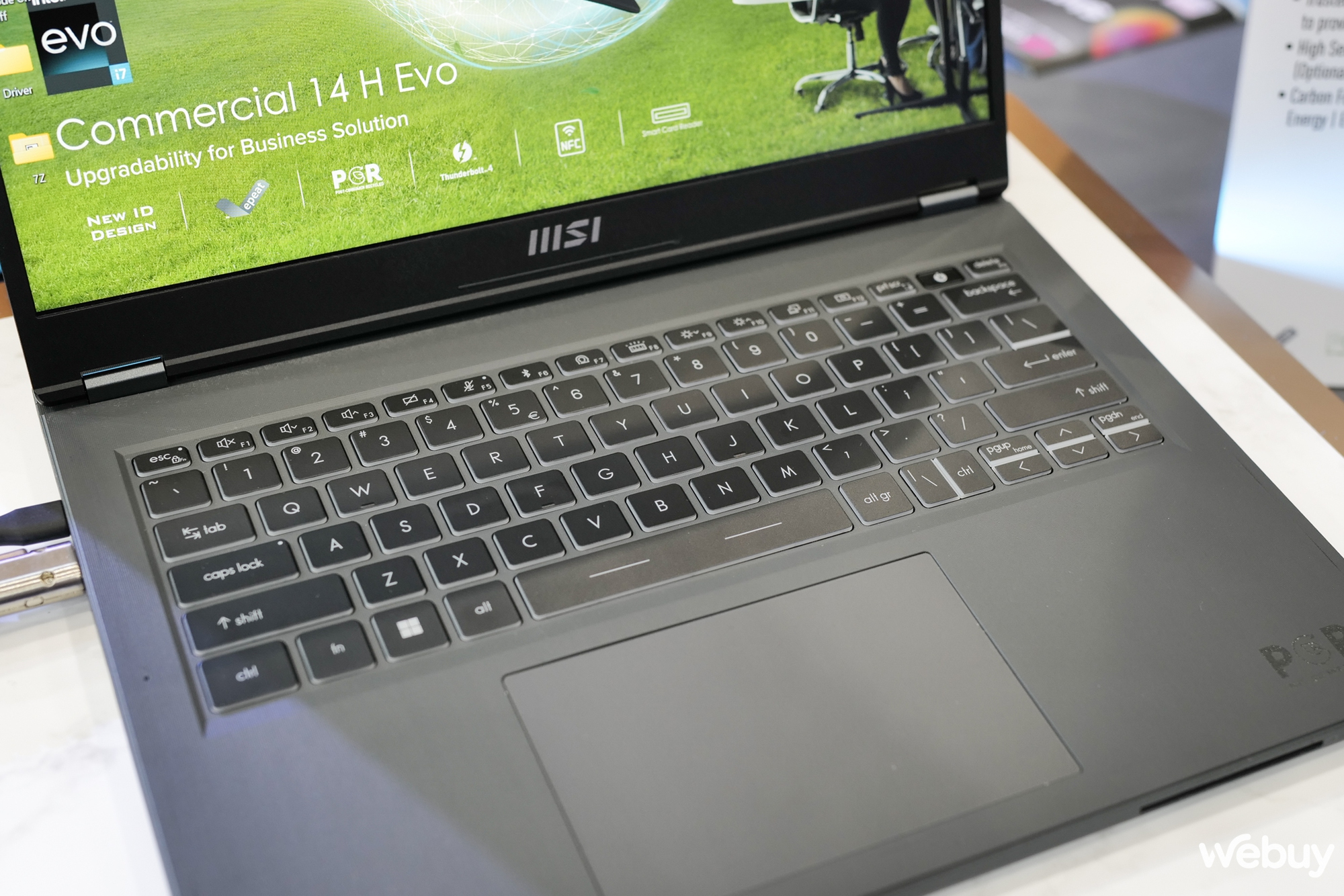 Đây là 4 laptop nổi bật từ MSI vừa ra mắt tại Computex 2023 - Ảnh 12. Đây là 4 laptop nổi bật từ MSI vừa ra mắt tại Computex 2023 - Ảnh 12.