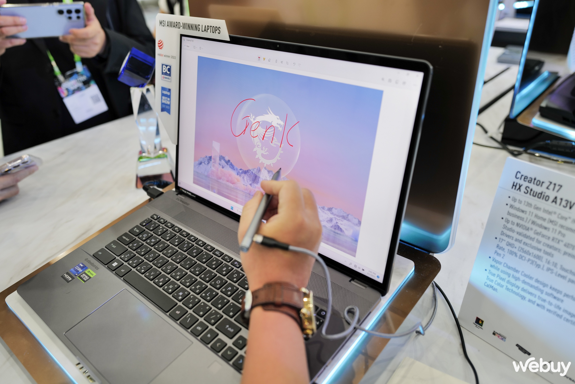 Đây là 4 laptop nổi bật từ MSI vừa ra mắt tại Computex 2023 - Ảnh 14. Đây là 4 laptop nổi bật từ MSI vừa ra mắt tại Computex 2023 - Ảnh 14.