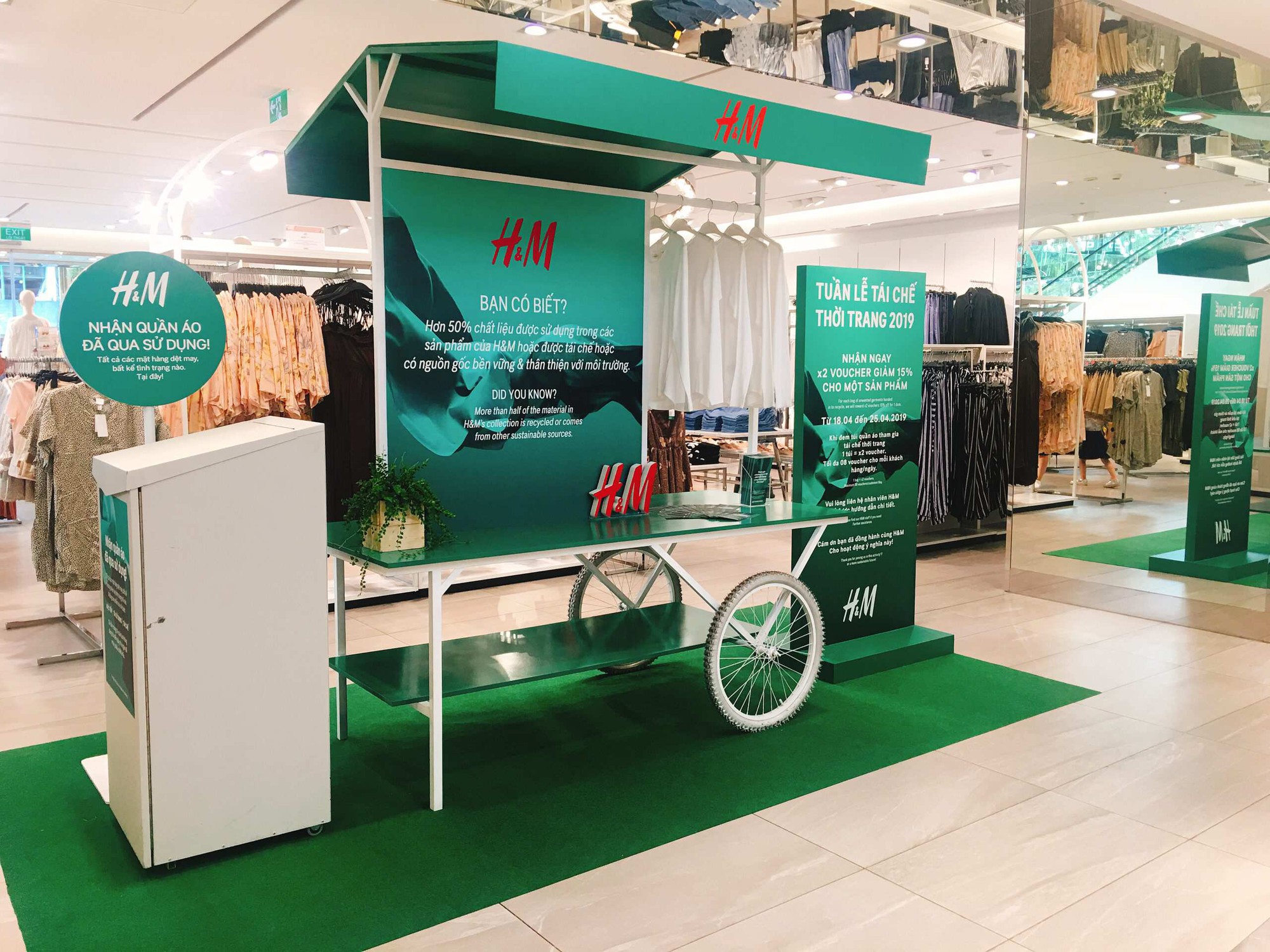 H&M và cú lừa gom quần áo cũ bán cho nước nghèo châu Phi: Thu gom 100 tấn tại Việt Nam, cam kết đem lại &quot;cuộc sống mới&quot; cho áo quần - Ảnh 3.