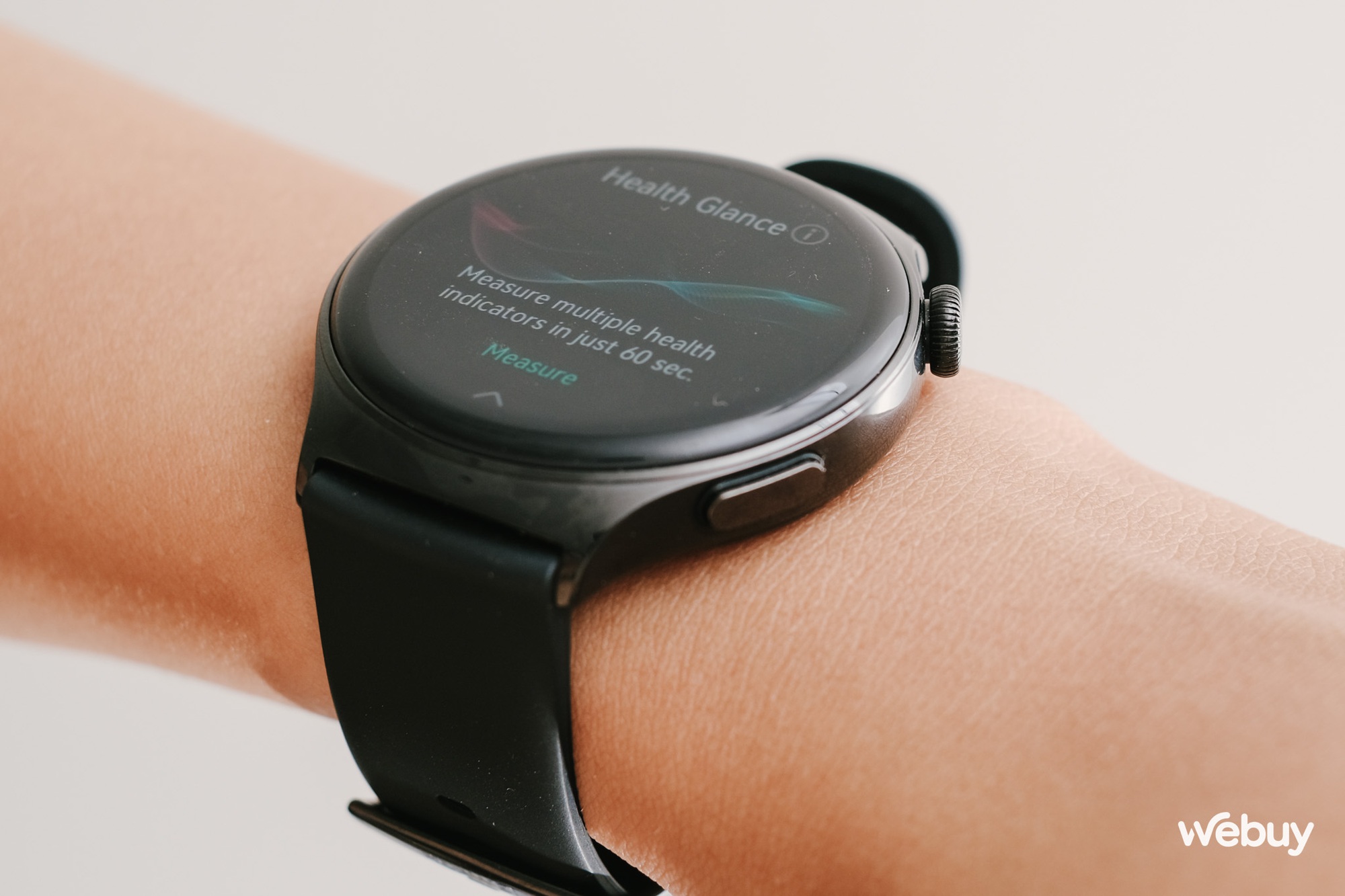 Huawei Watch 4: Smartwatch eSIM màn hình đẹp như iPhone, pin 