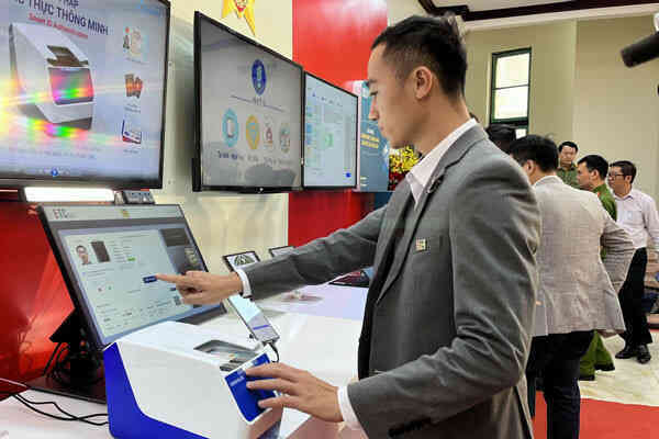 Xác thực thí sinh dự thi ngoại ngữ bằng Căn cước công dân gắn chip
