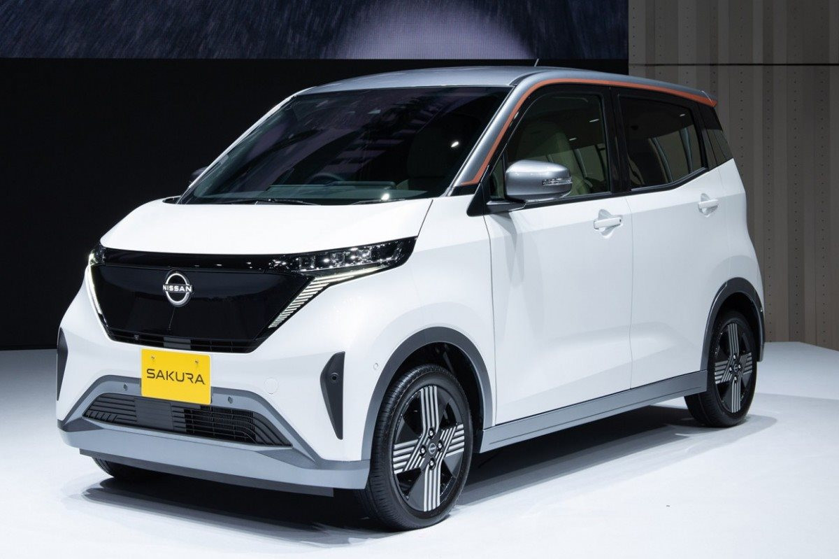 Mẫu xe điện mini khiến người Nhật phát cuồng: là anh em với “tiểu Xpander”, vừa mở bán đã có 11.000 lượt đặt mua - Ảnh 2.