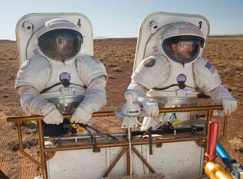 NASA quyết định thực hiện sứ mệnh đưa con người vào sống trong môi trường mô phỏng Sao Hỏa - Ảnh 5. NASA quyết định thực hiện sứ mệnh đưa con người vào sống trong môi trường mô phỏng Sao Hỏa - Ảnh 5.