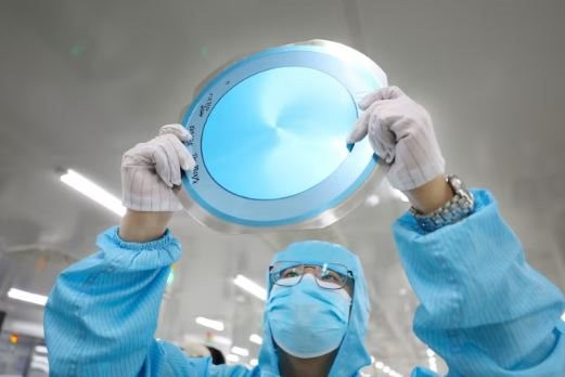 Vụ trộm bí mật công nghệ rúng động ngành chip: ‘Công thần’ Samsung ăn cắp dữ liệu, xây nhà máy ‘copy’ ở Trung Quốc, nếu thành công sẽ gây ra tổn thất nghiêm trọng