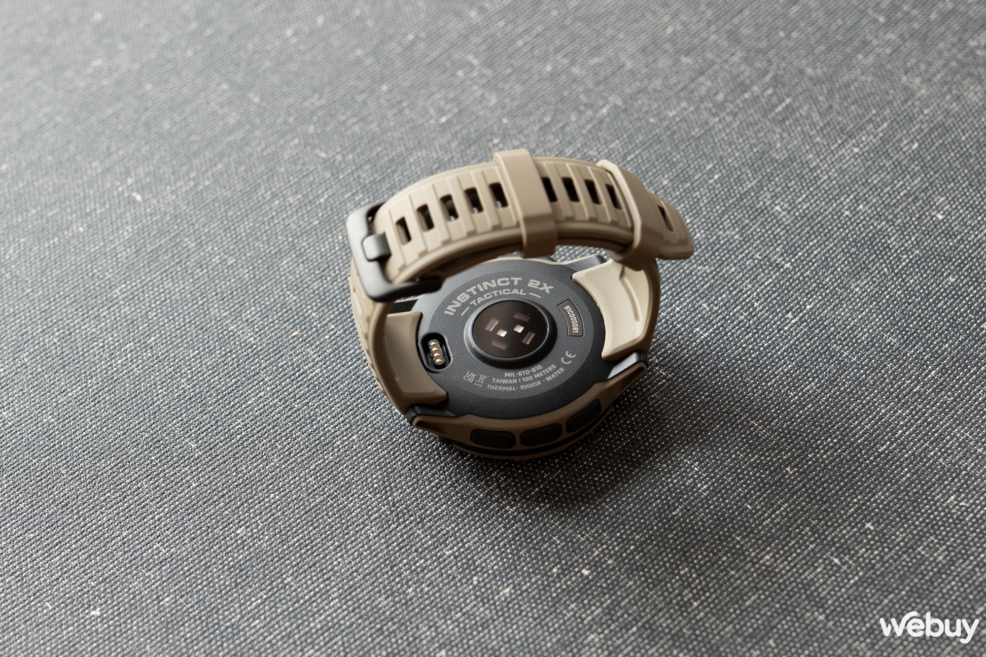 Garmin Instinct 2X Solar: Smartwatch siêu bền bỉ tích hợp đèn pin, sạc năng lượng mặt trời, giá từ 11,69 triệu đồng