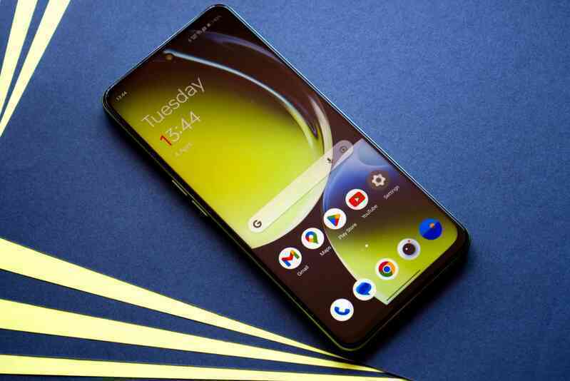 Những mẫu smartphone giá dưới 10 triệu nổi bật vừa ra mắt tại Việt Nam - Ảnh 13. Những mẫu smartphone giá dưới 10 triệu nổi bật vừa ra mắt tại Việt Nam - Ảnh 13.