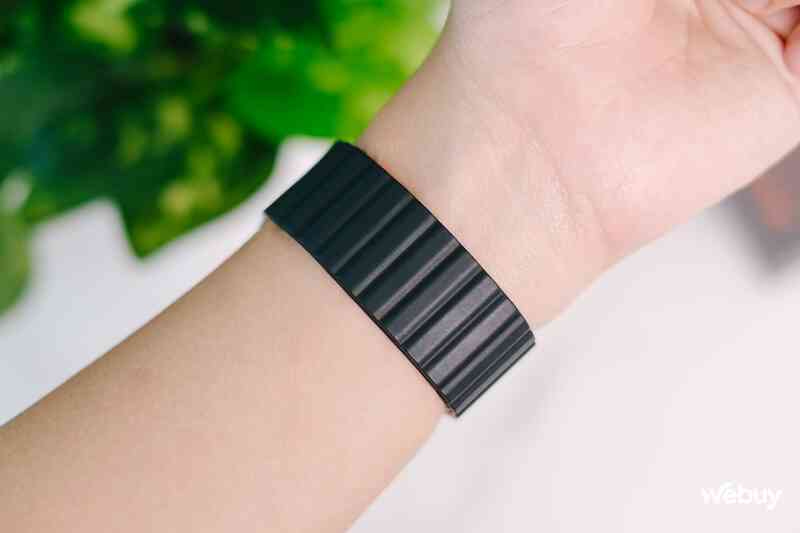 Chỉ hơn 1 triệu đồng, mua smartwatch này đẹp hơn, xịn hơn Apple Watch - Ảnh 8. Chỉ hơn 1 triệu đồng, mua smartwatch này đẹp hơn, xịn hơn Apple Watch - Ảnh 8.