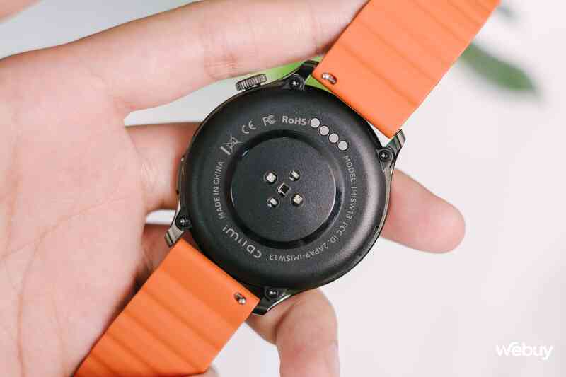 Chỉ hơn 1 triệu đồng, mua smartwatch này đẹp hơn, xịn hơn Apple Watch - Ảnh 9. Chỉ hơn 1 triệu đồng, mua smartwatch này đẹp hơn, xịn hơn Apple Watch - Ảnh 9.