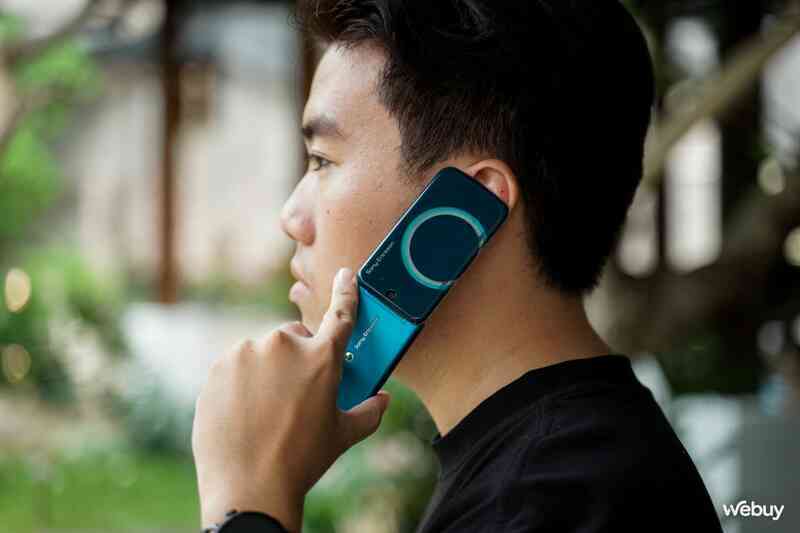 2023 rồi vẫn muốn dùng điện thoại cổ Sony Ericsson: Vui, lạ nhưng thiếu thốn, chỉ 1 ngày là phải bỏ