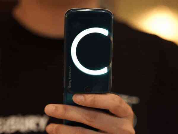 2023 rồi vẫn muốn dùng điện thoại cổ Sony Ericsson: Vui, lạ nhưng thiếu thốn, chỉ 1 ngày là phải bỏ - Ảnh 6.