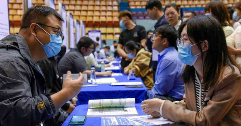 AI thành điểm sáng trên thị trường việc làm ảm đạm của Trung Quốc