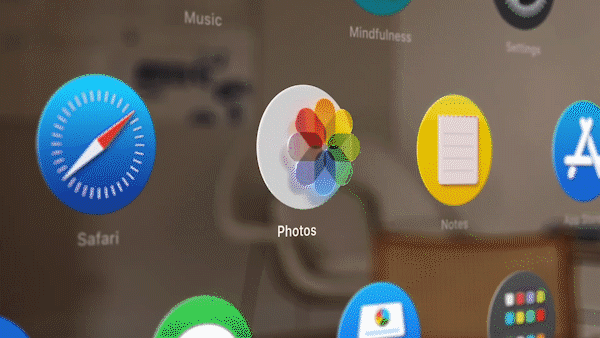 Kính Vision Pro của Apple có thể thay thế tablet, TV, thậm chí cả rạp chiếu phim