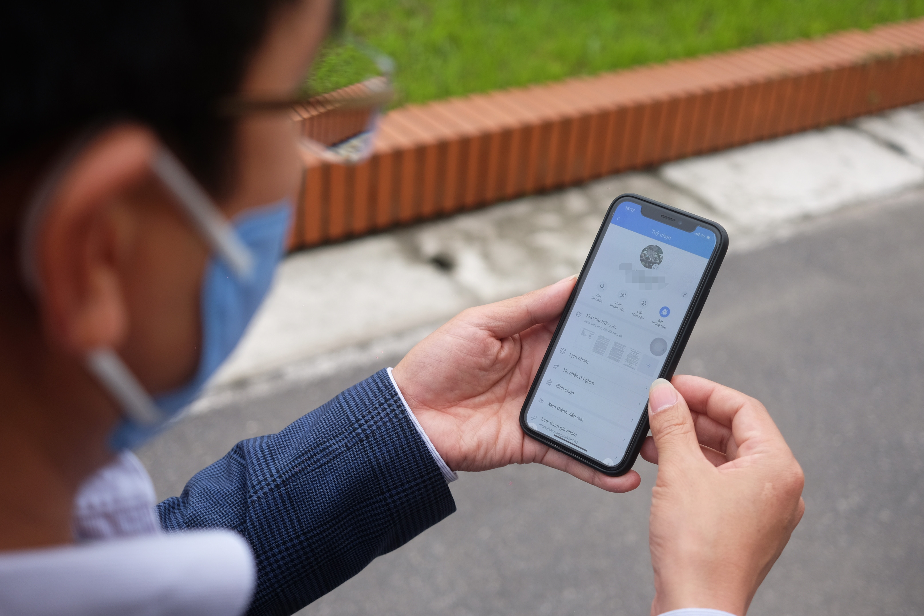 Việt Nam có tỷ lệ người dùng smartphone cao, nhưng khả năng chi trả thấp