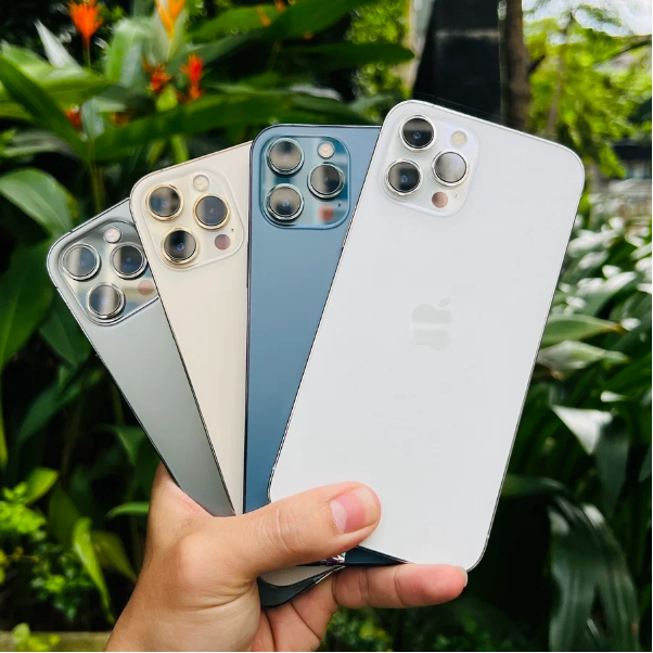 Giá iPhone tháng 6/2023: iPhone 12, 13 Pro Max giá tốt, iPhone 14 từ 15 triệu - Ảnh 2. Giá iPhone tháng 6/2023: iPhone 12, 13 Pro Max giá tốt, iPhone 14 từ 15 triệu - Ảnh 2.