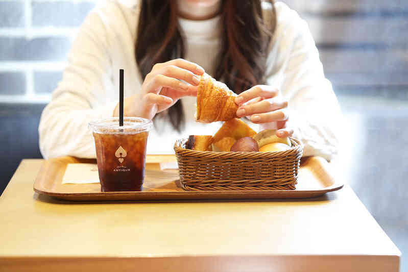 Tại sao người Nhật không còn "mặn mà" với cơm mà dần chuyển sang bánh mì? - Ảnh 3. Tại sao người Nhật không còn "mặn mà" với cơm mà dần chuyển sang bánh mì? - Ảnh 3.