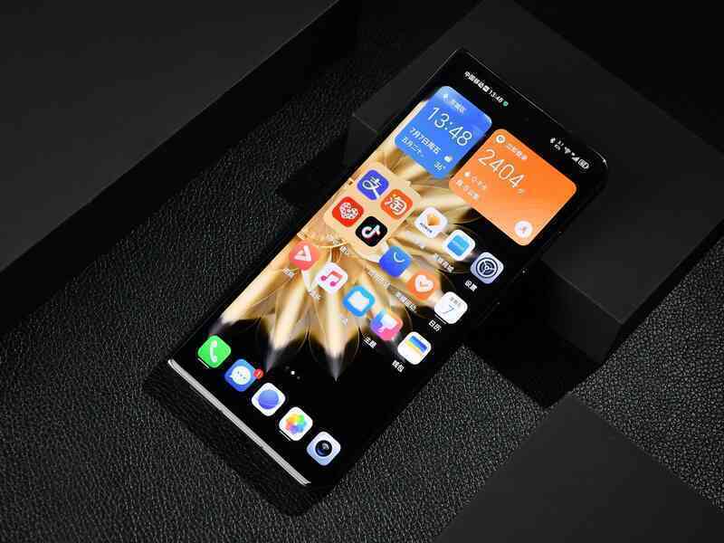 Honor ra mắt smartphone gập mỏng nhất thế giới - Ảnh 7. Honor ra mắt smartphone gập mỏng nhất thế giới - Ảnh 7.