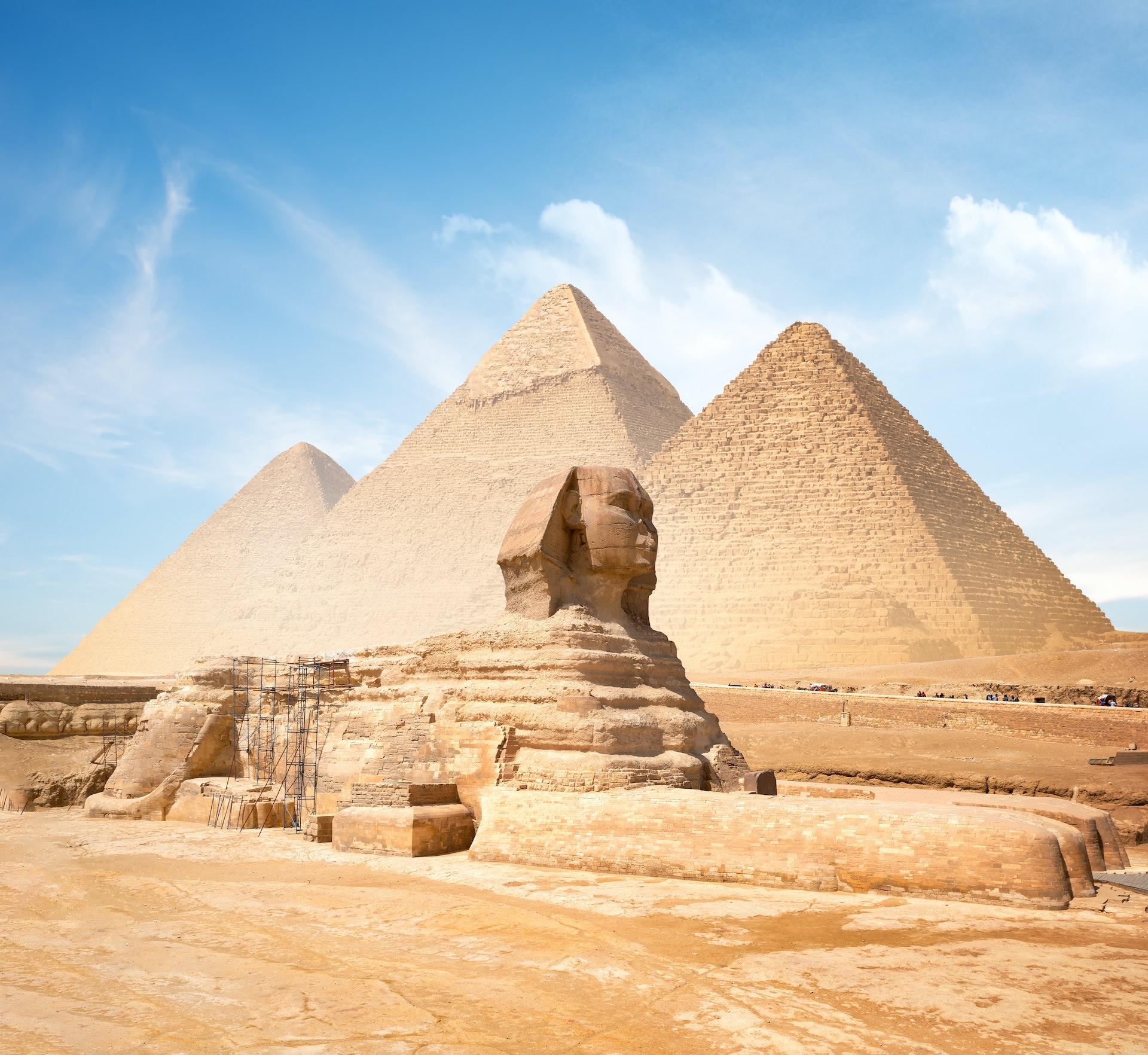 Nguồn gốc của kim tự tháp: Trí tuệ của các Pharaoh hay công nghệ ngoài hành tinh? - Ảnh 2. Nguồn gốc của kim tự tháp: Trí tuệ của các Pharaoh hay công nghệ ngoài hành tinh? - Ảnh 2.