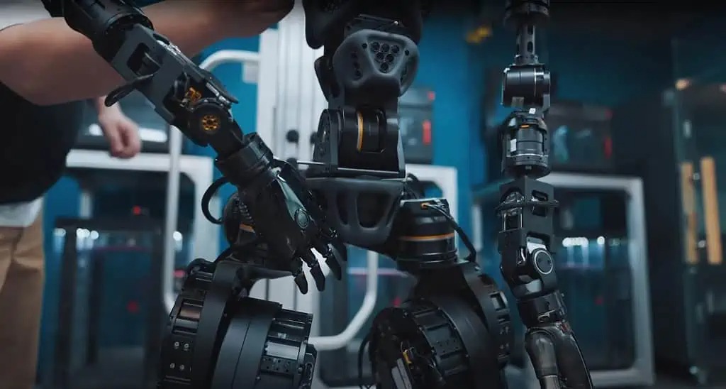 Robot hình người sẽ được sản xuất hàng loạt nhằm giải quyết vấn đề dân số già - Ảnh 2. Robot hình người sẽ được sản xuất hàng loạt nhằm giải quyết vấn đề dân số già - Ảnh 2.