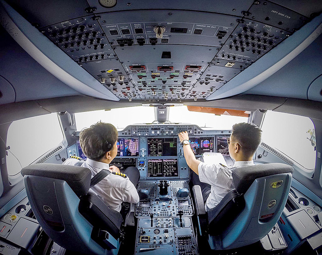 Bộ Y tế đề xuất: Người ‘ngực lép’, BMI lớn hơn 30 không đủ điều kiện lái máy bay