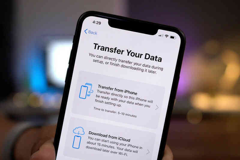 Nga cấm quan chức dùng iPhone do lo ngại bị theo dõi