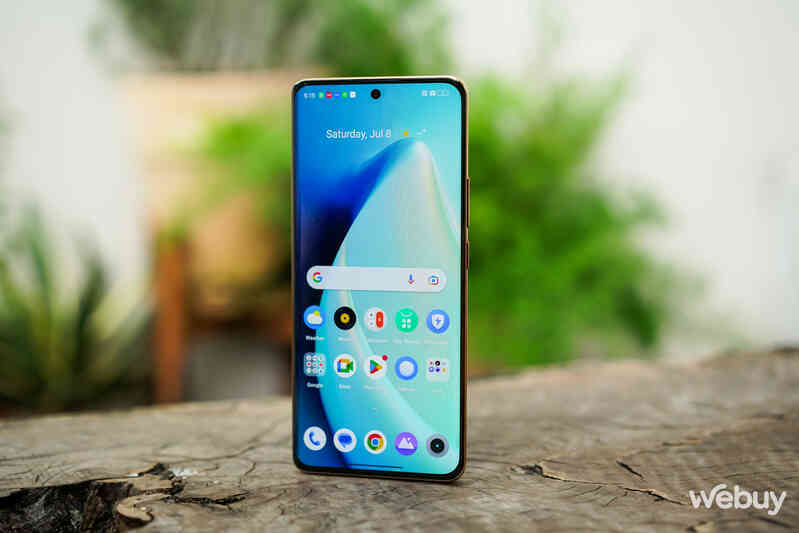 Đánh giá realme 11 Pro+: Nhìn sang, sạc nhanh, sức mạnh tầm trung, camera 200MP từ Samsung - Ảnh 6.