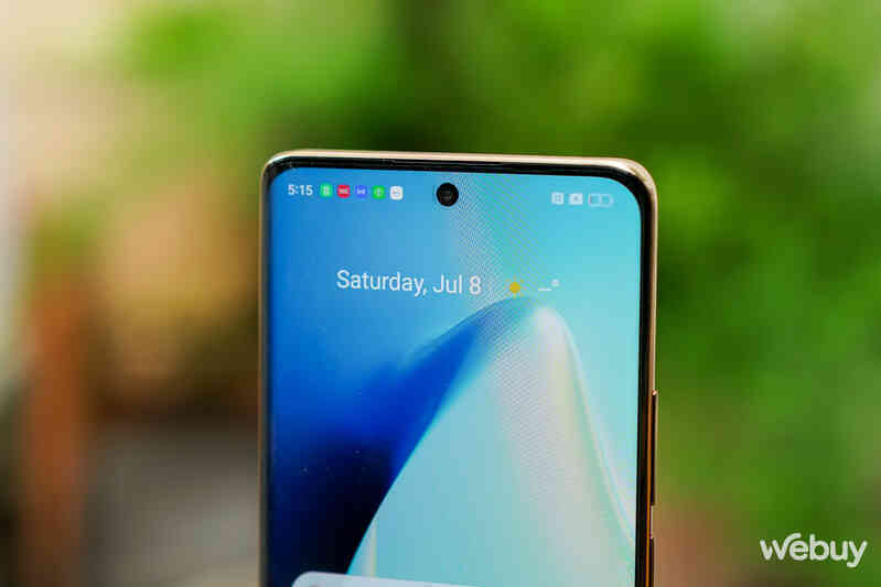 Đánh giá realme 11 Pro+: Nhìn sang, sạc nhanh, sức mạnh tầm trung, camera 200MP từ Samsung - Ảnh 8.