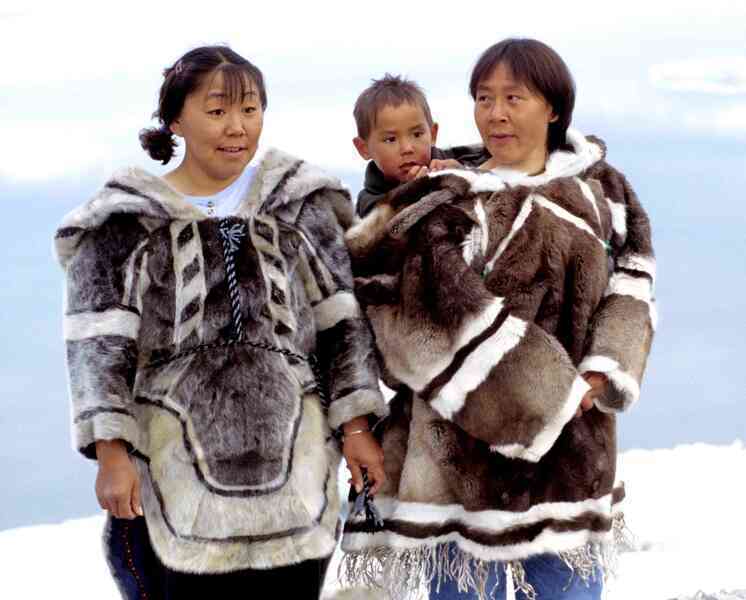 Tại sao người Inuit lại có tập tục trao đổi vợ? - Ảnh 2. Tại sao người Inuit lại có tập tục trao đổi vợ? - Ảnh 2.