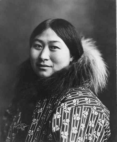 Tại sao người Inuit lại có tập tục trao đổi vợ? - Ảnh 1. Tại sao người Inuit lại có tập tục trao đổi vợ? - Ảnh 1.