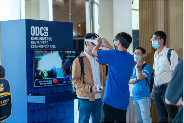 Sự kiện OneUniverse Developers Conference Asia 2023: Tương lai công nghệ và truyền cảm hứng - Ảnh 2. Sự kiện OneUniverse Developers Conference Asia 2023: Tương lai công nghệ và truyền cảm hứng - Ảnh 2.